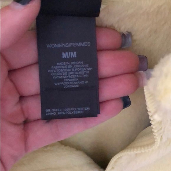 Yellow North Face - Picture 3 of 5